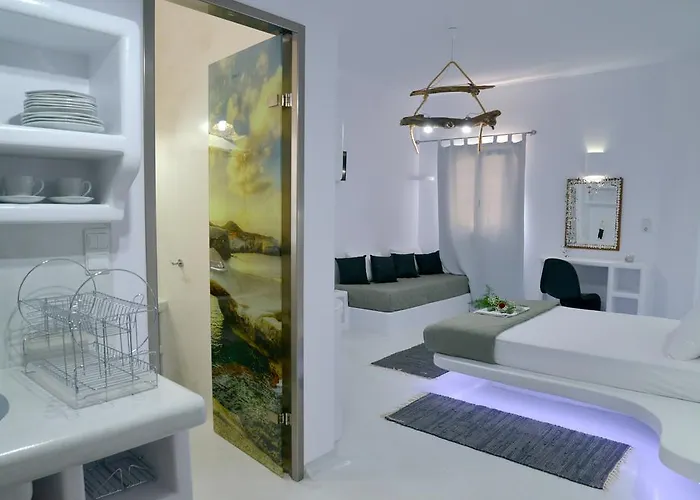 Moschoula * Adamantas (Milos)