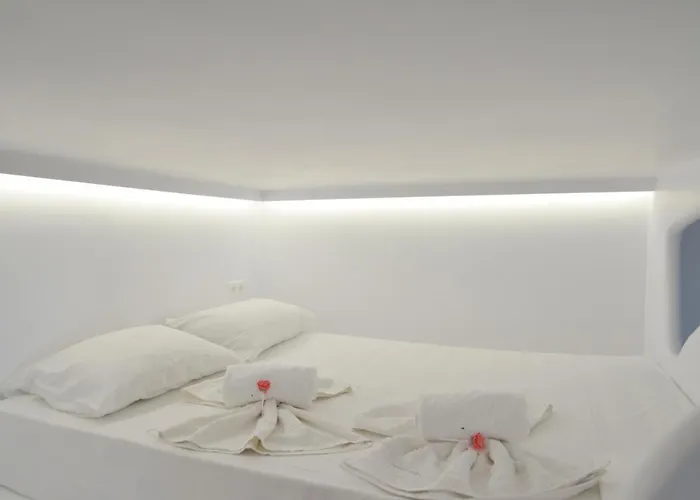 Moschoula Apartment Adamantas (Milos)